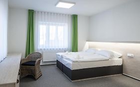 Garni hotel Roušarka